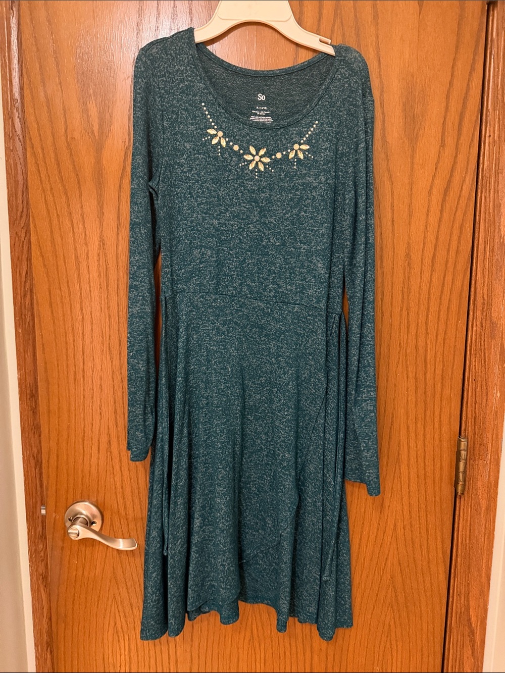 SO Teal Long-Sleeve Swing Dress with Floral Necklace Detail